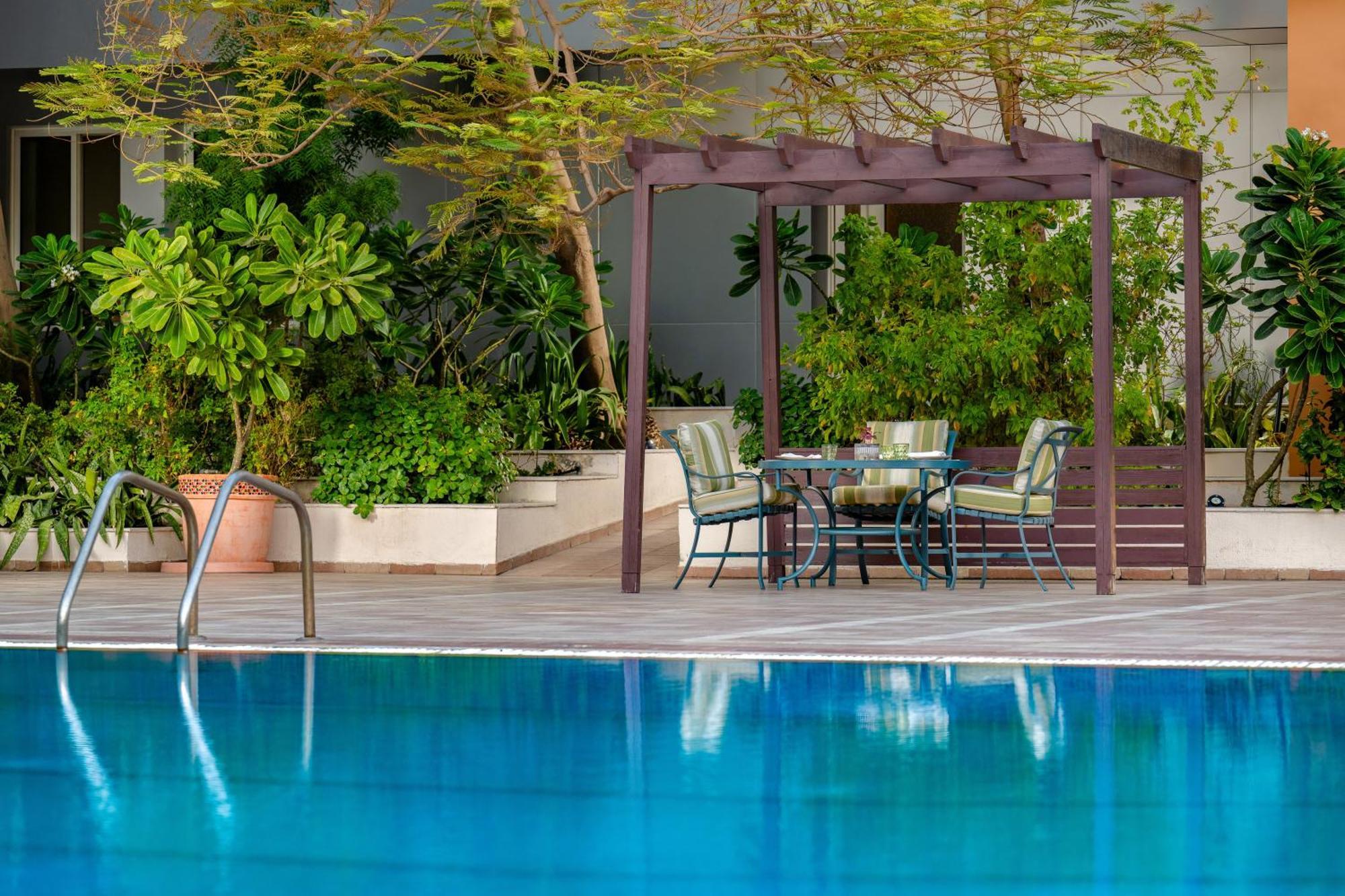 Carlton Al Moaibed Hotel Dammam Bagian luar foto Pergola