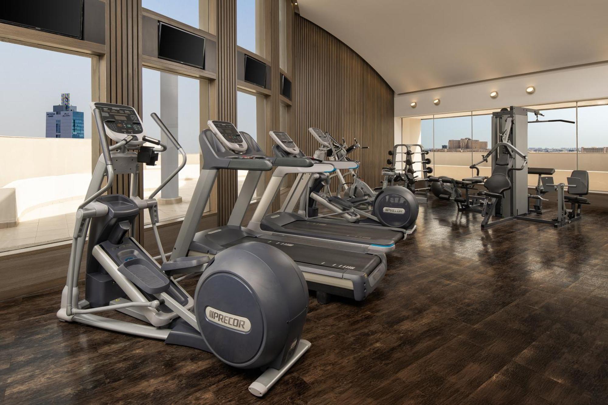 Carlton Al Moaibed Hotel Dammam Bagian luar foto A typical gym