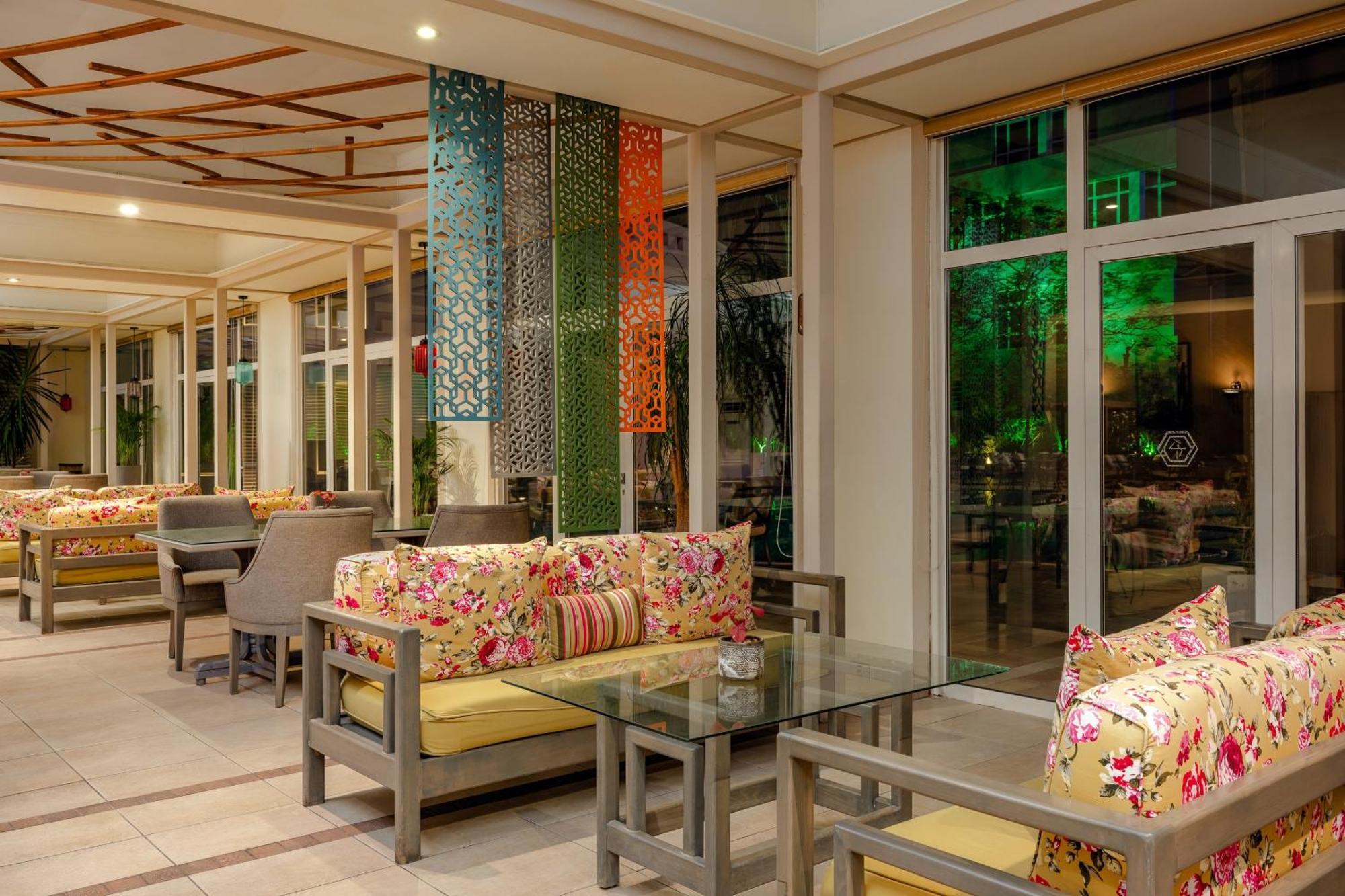 Carlton Al Moaibed Hotel Dammam Bagian luar foto The lobby