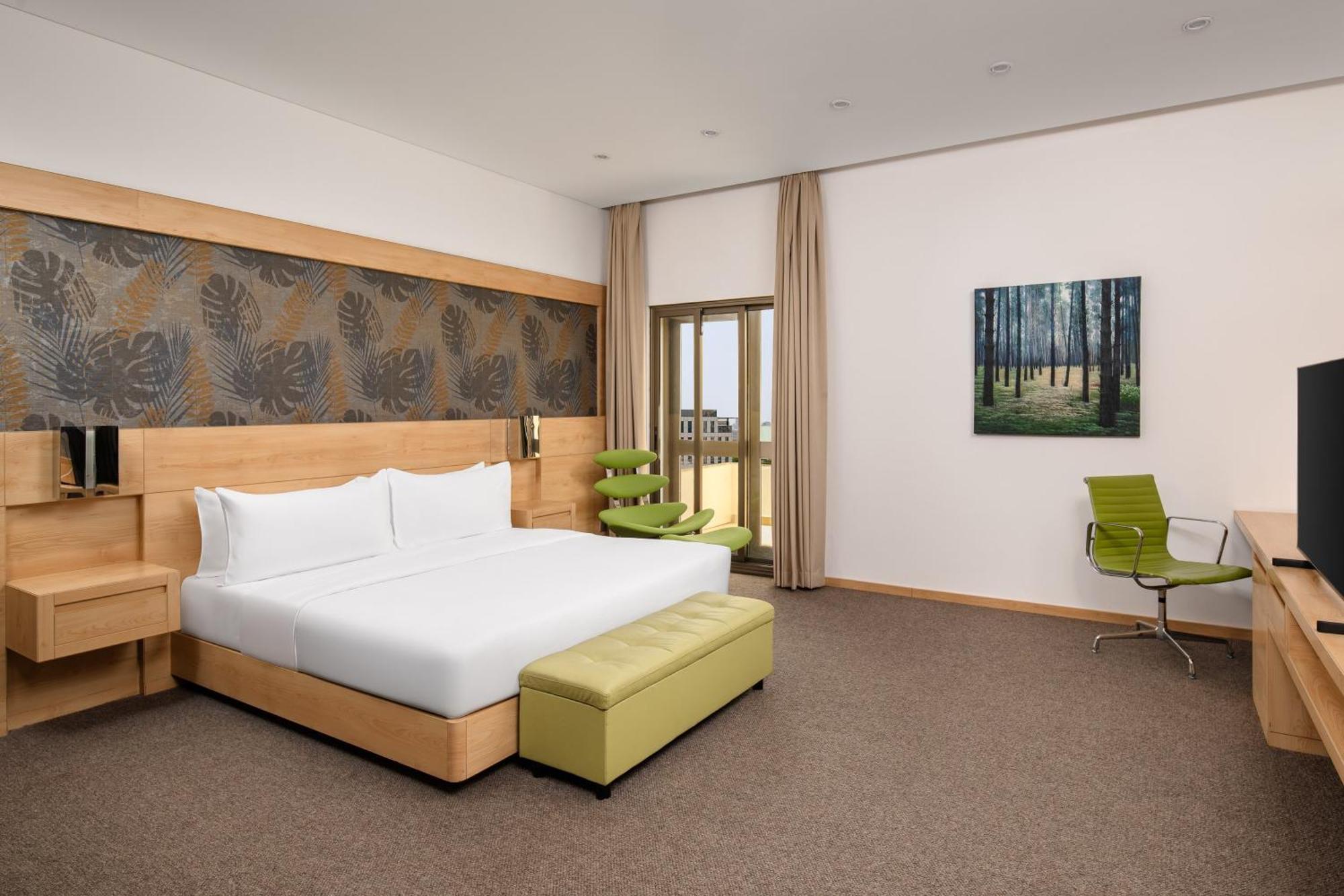 Carlton Al Moaibed Hotel Dammam Bagian luar foto A room at the hotel