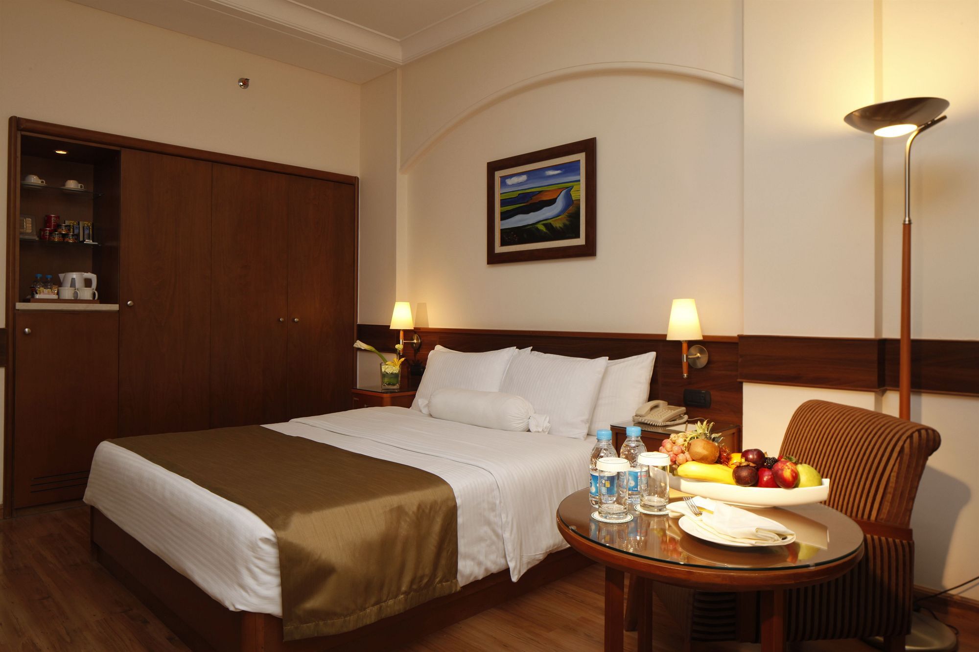 Carlton Al Moaibed Hotel Dammam Bagian luar foto A room at the hotel